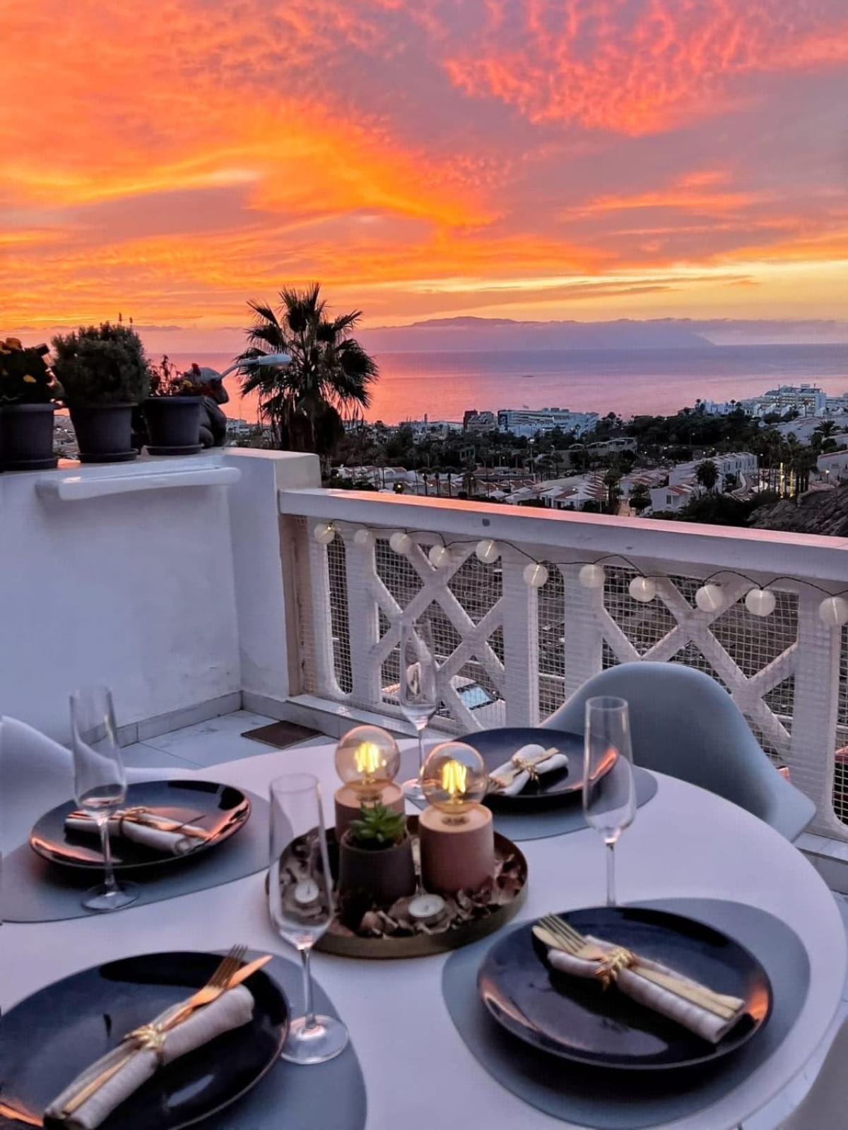 Sunshine Escape With Ocean View Apartment Costa Adeje  Exterior photo